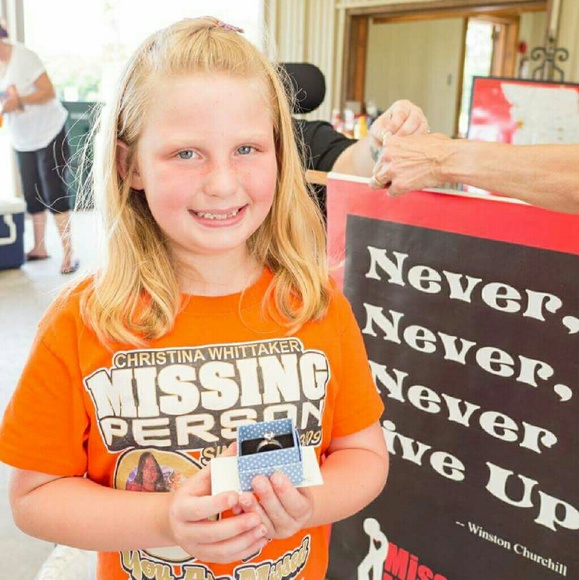 Meet your Posher, Cindy - Picture 4 of 4