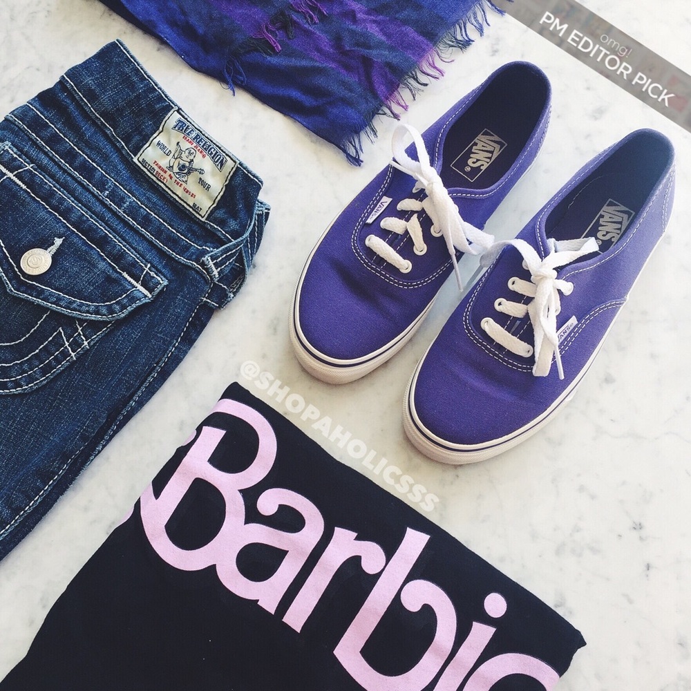 🎉 VANS The Authentic Skate Shoe