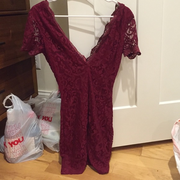 Brand NEW Tobi red lace dress