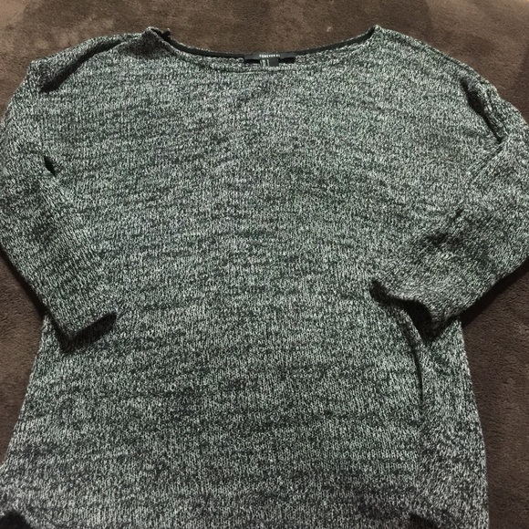Light sweater - Picture 1 of 1