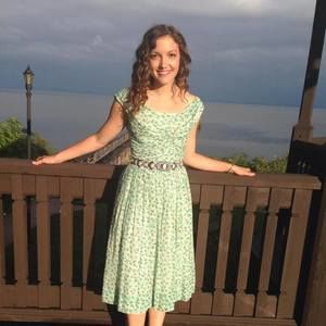 Meet your Posher, Simone