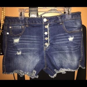 Refuge High Rise Short Shorts