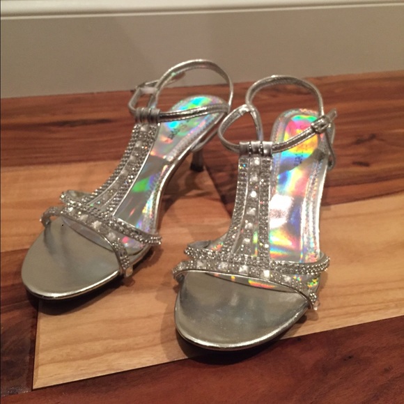 Silver jeweled formal heels, size 6 1/2 W