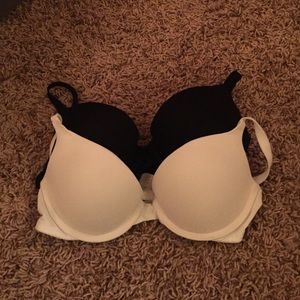 PINK Victoria secret bras