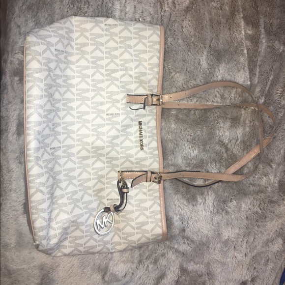 Cute Purse!