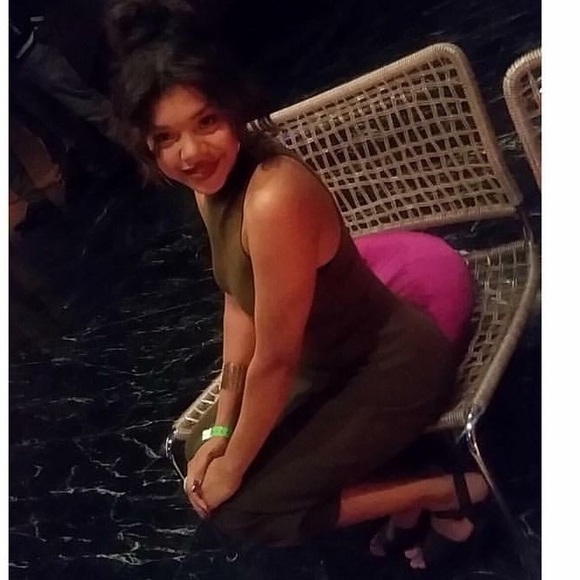 Meet your Posher, Bridget - Picture 4 of 8