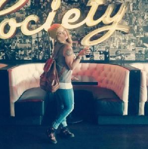 Meet your Posher, Cat