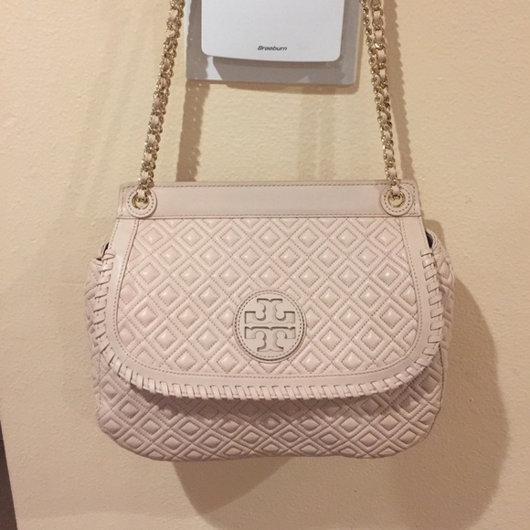 Tory Burch 'Marion' Quilted (Light Oak)