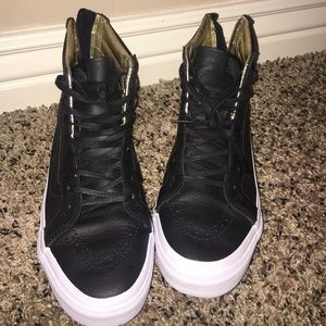 Super cute all black vans