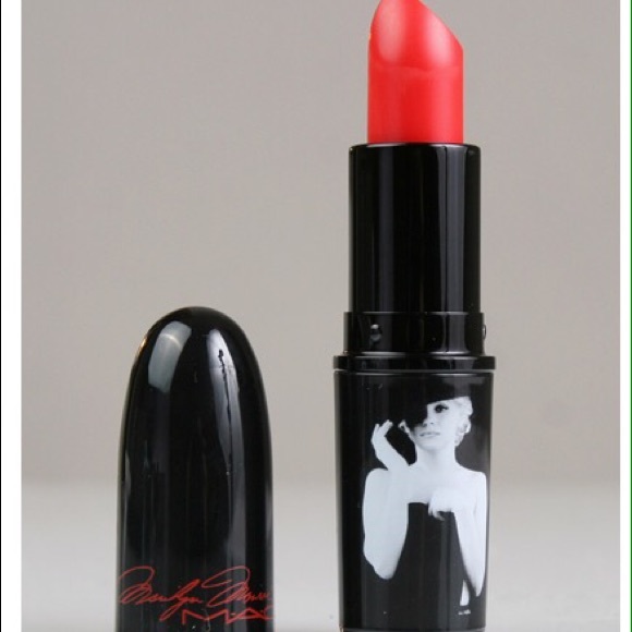 ((SOLD)) MAC scarlet ibis Marilyn Monroe lipstick - Picture 1 of 4