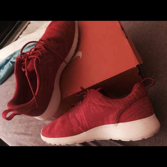 Nike Roshe Flyknit