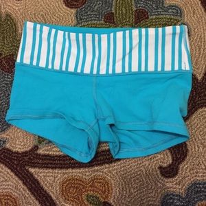 Lululemon booty shorts