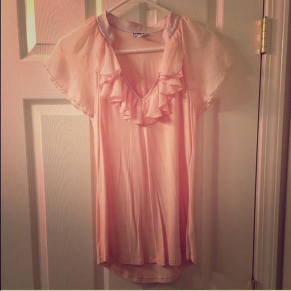 Express *sweet&sexy* pink, flutter sleeve V-neck M