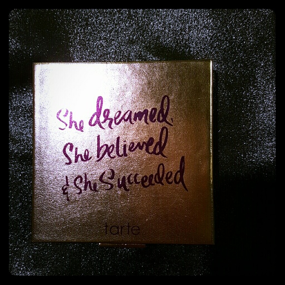 TARTER MAKE UP PALETTE