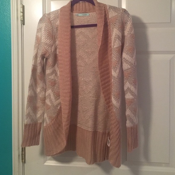 Very cute multicolored cardigan