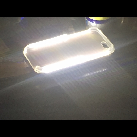 Selfie lighting case