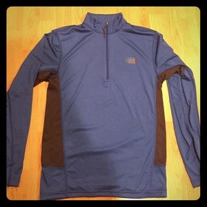 North Face Lightweight 1/4 Zip Shirt