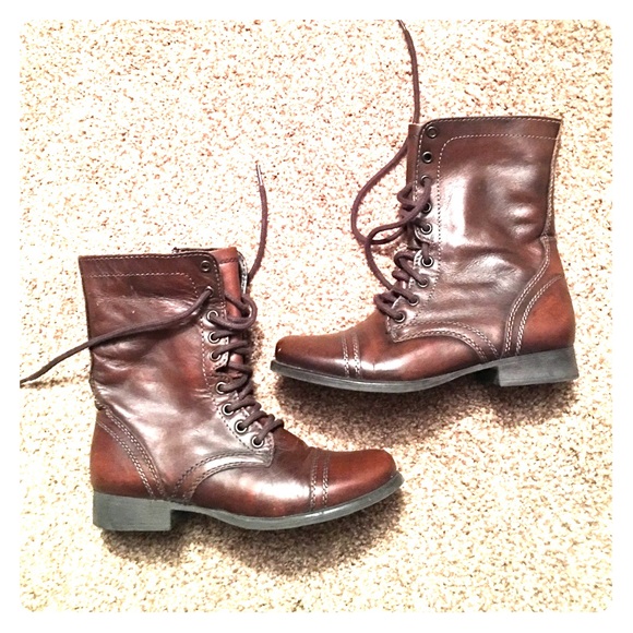 Steve Madden Boots