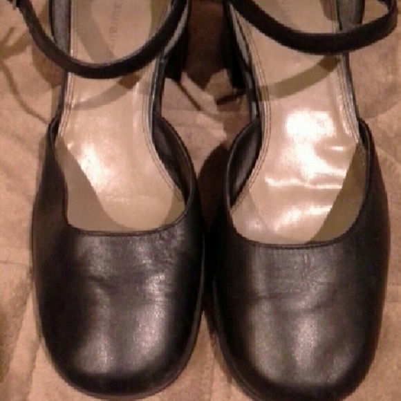 Naturalizer Ankle strap shoes