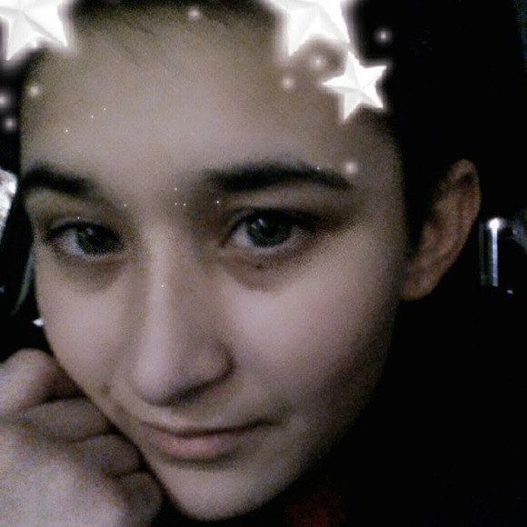 Meet your Posher, Andie