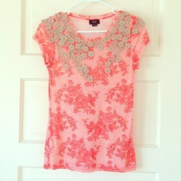 Anthropologie crocheted flower top