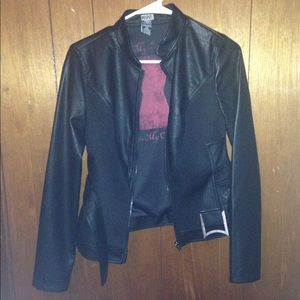 Hot Topic Black Widow Jacket