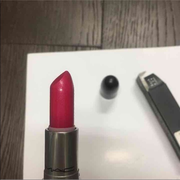 Mac lipstick