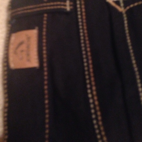 Jeans - Picture 2 of 3