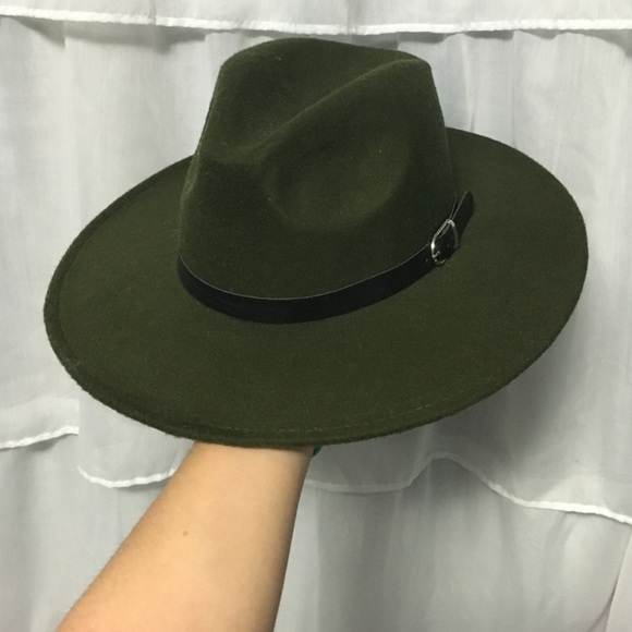 Green fedora