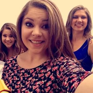 Meet your Posher, Ariana