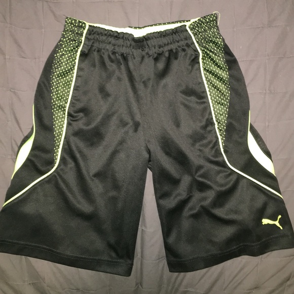 Puma basketball shorts (boys small) YOUTH SIZE