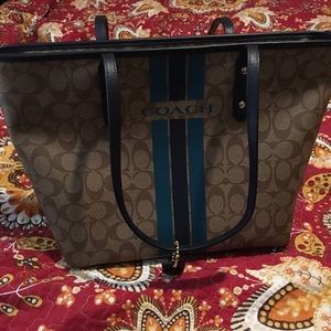 BUNDLE! Coach Tote & Wristlet