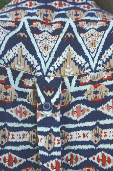 Printed Long-Sleeved Pattern Market& Spruce Shirt - Picture 4 of 4