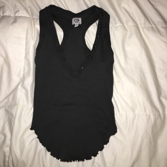 Gray tank top