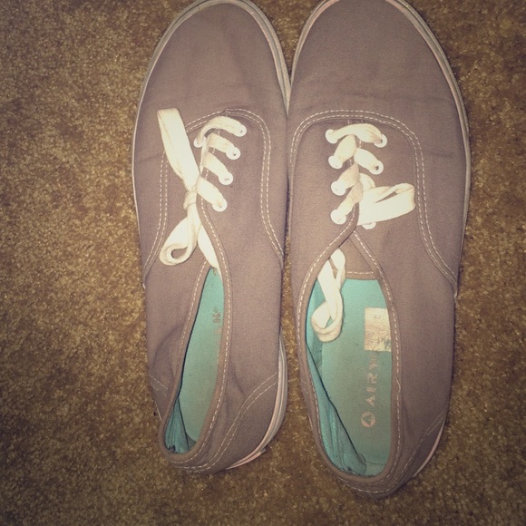 Air walk vans