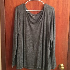 AEO Heather Gray Long Sleeve T Shirt