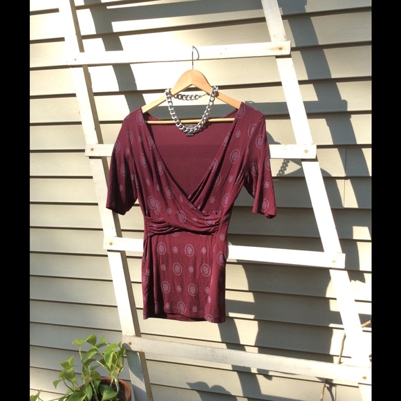 Dark Red half-sleeve Women's Top Sz Small