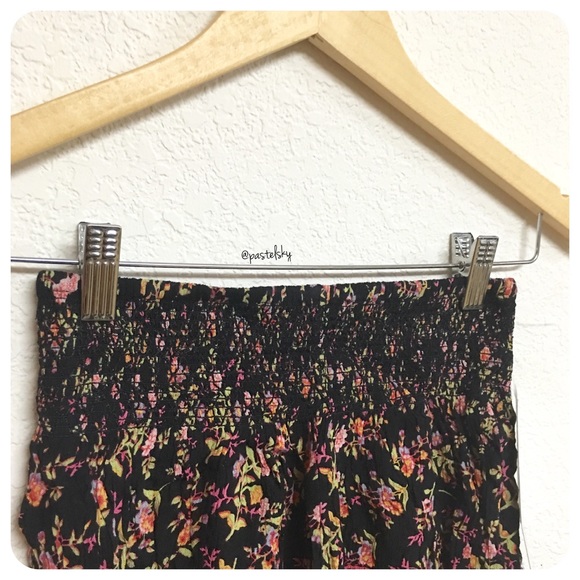 🆕 PATRONS OF PEACE shorts - Picture 2 of 4