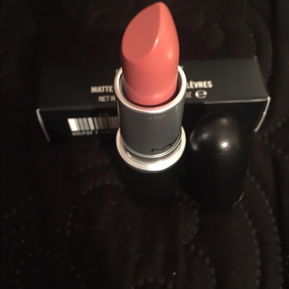 ✨💕Mac lipsticks new ask for Custom bundle 💕 - Picture 2 of 3