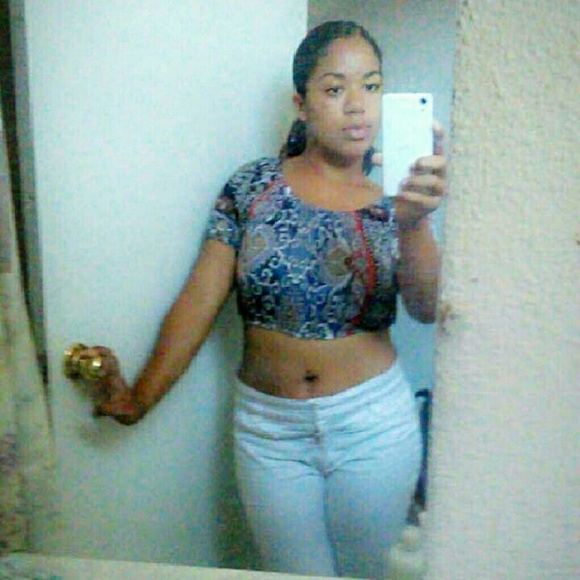 Meet your Posher, Whitney