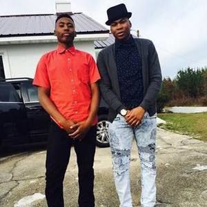 Meet your Posher, Everette