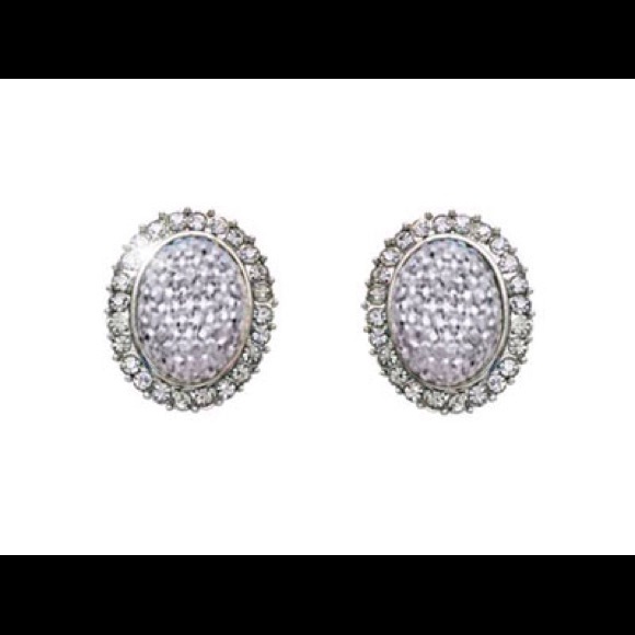 Silver pave crystal + clear crystal oval earrings - Picture 1 of 1