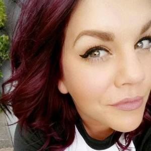 Meet your Posher, Nikki