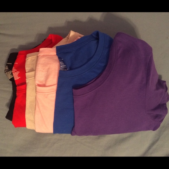 (7) T-shirts, like new and great condition