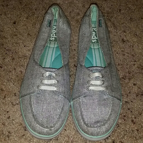 Sliver/Teal memory foam slip-ons