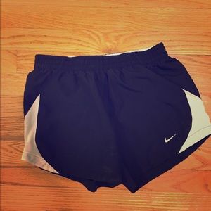 Nike Shorts EUC (S)