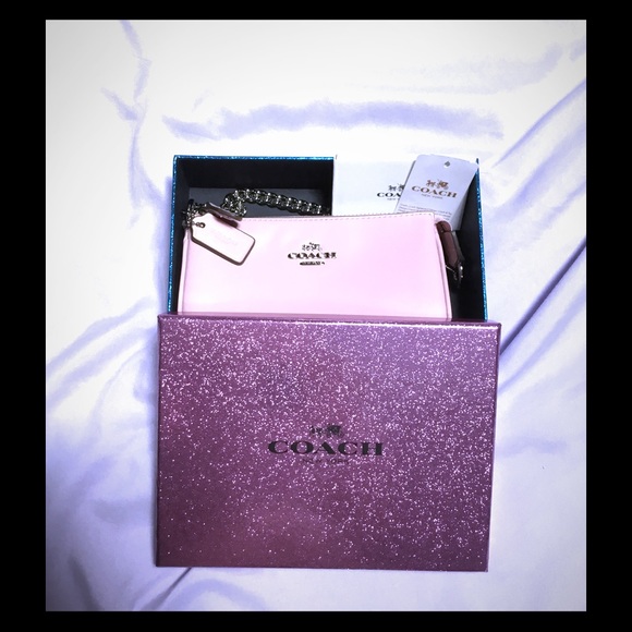 Coach Pastel Ballet Pink Mini Clutch Purse. New