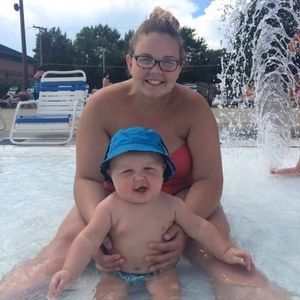 Meet your Posher, Caitlin