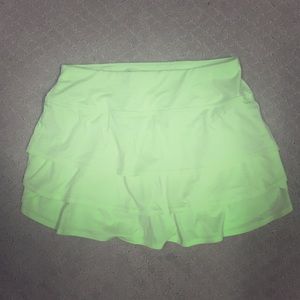 Athleta skirt in neon yellow/green small
