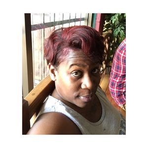 Meet your Posher, Torri